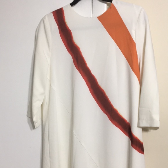 White classy dress - Picture 2 of 4